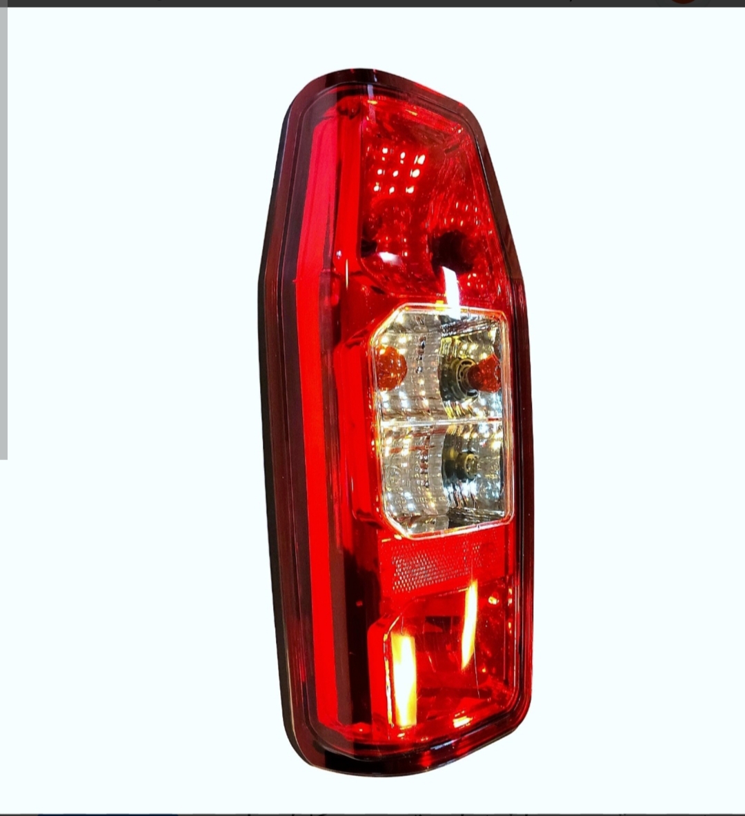 خطر عقب شرکتی سمت چپ مناسب وانت کارا